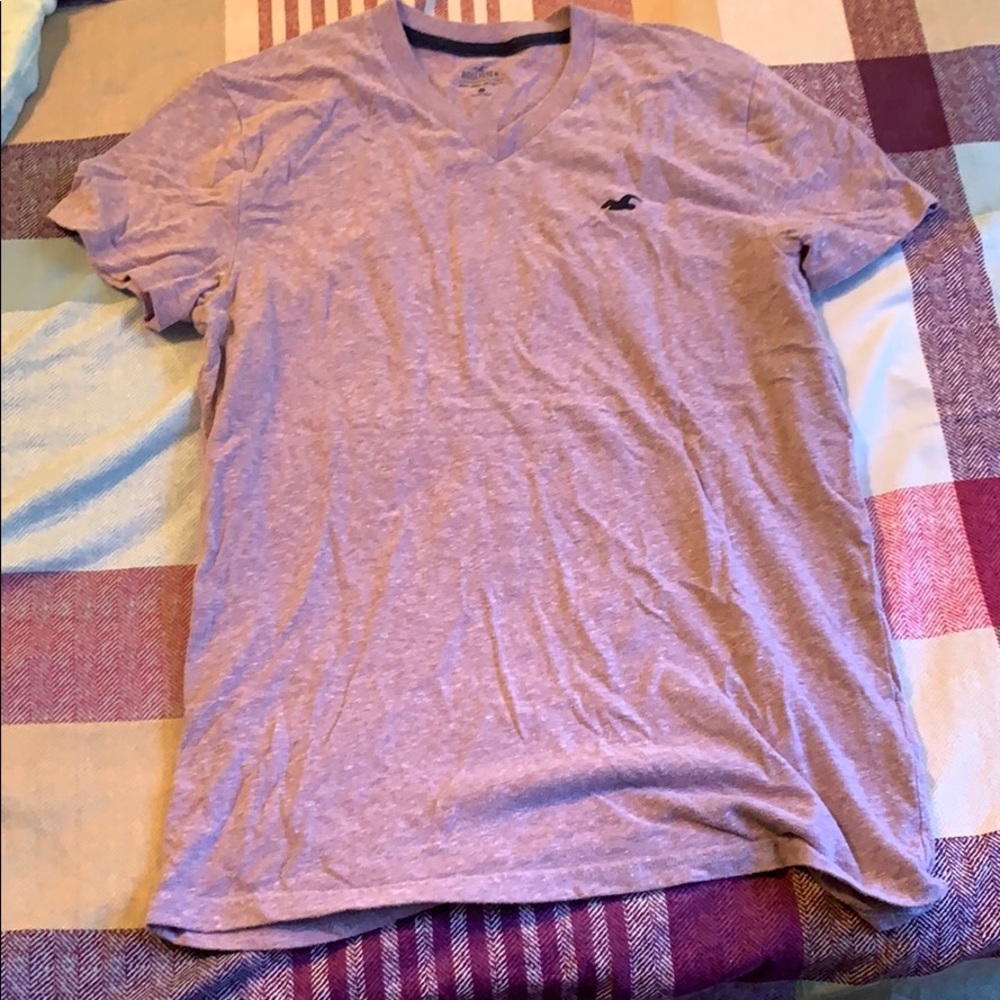 purple hollister t shirt size small